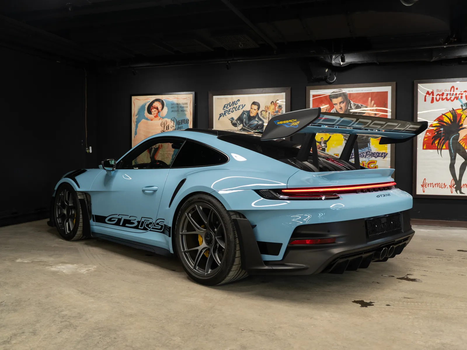 Prive Car Club: Porsche 911 GT3 RS в клубе на Усачёва