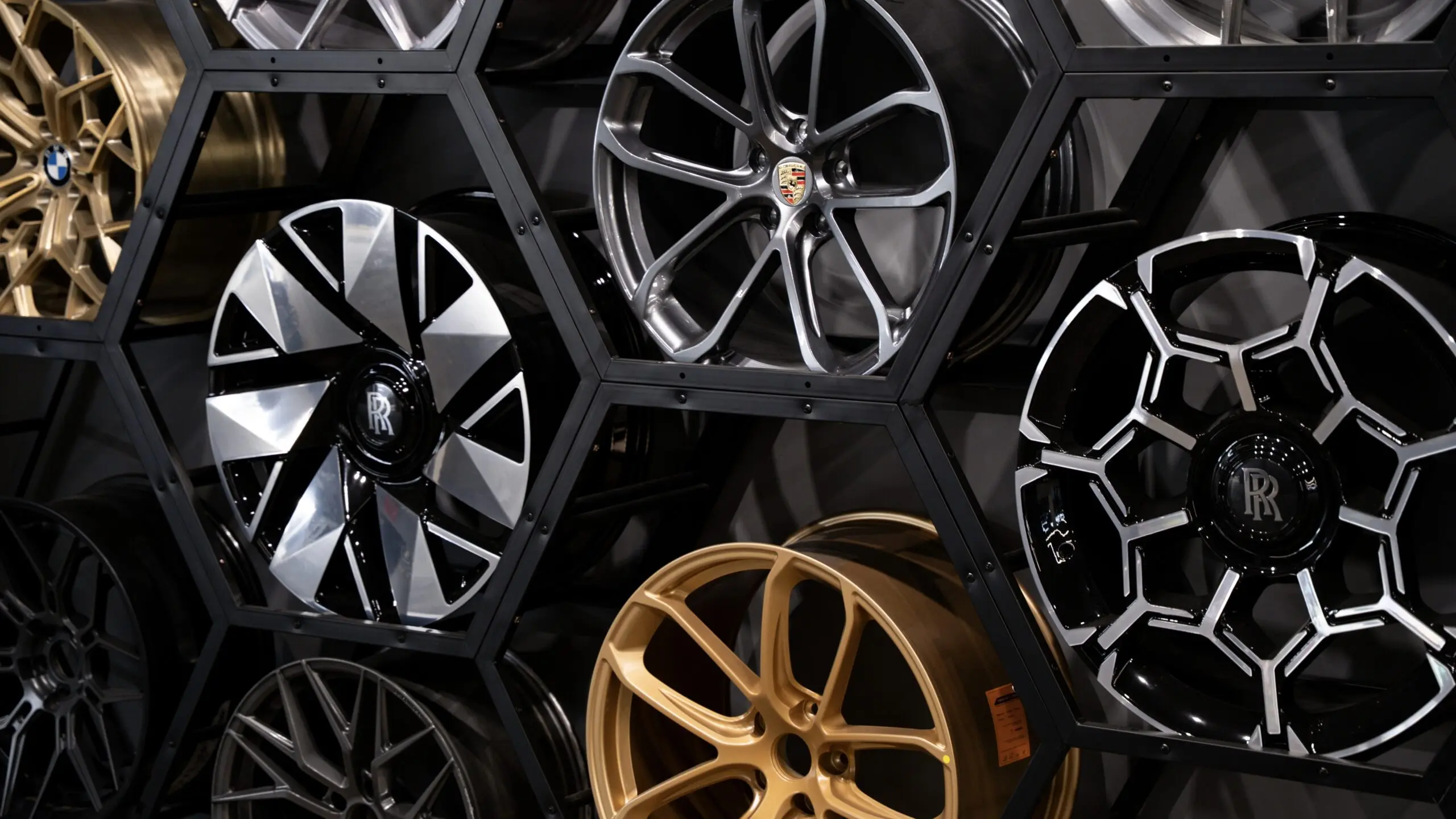 Кованые диски: фото 1 в Prive Car Club